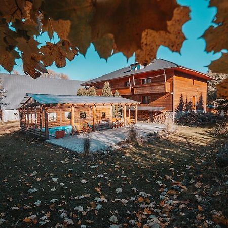 Wellness Pension Koliba Komorní Lhotka Exterior foto