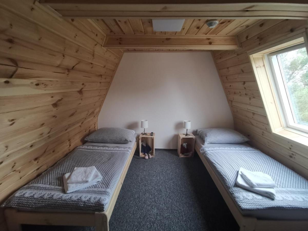 Wellness Pension Koliba Komorní Lhotka Exterior foto